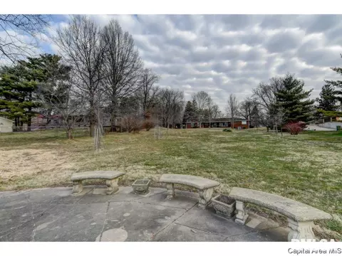 820 E Lake Dr, Springfield, IL 62712 photo 10