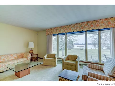 820 E Lake Dr, Springfield, IL 62712 photo 25