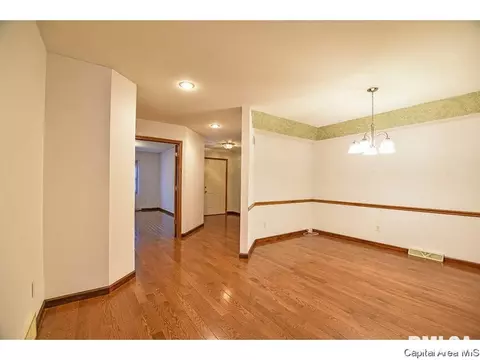 4471 Foxbury Ln, Springfield, IL 62711 photo 10