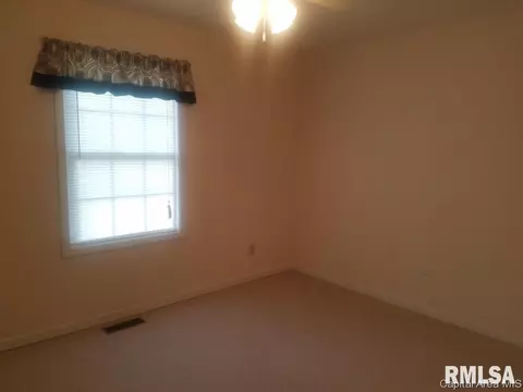 3212 W Street St, Springfield, IL 62707 photo 11
