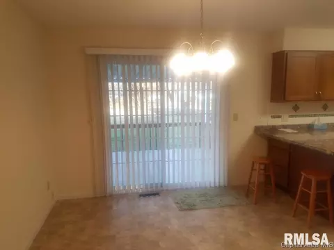 3212 W Street St, Springfield, IL 62707 photo 6