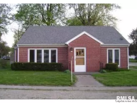 213 W Wilson, Bluffs, IL 62621 photo 1
