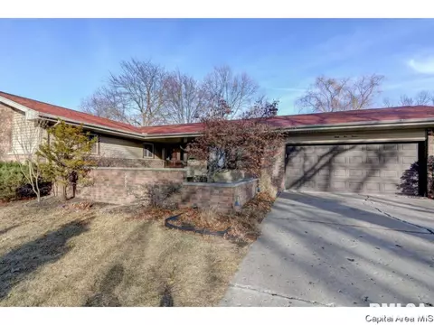 3112 Temple Dr, Springfield, IL 62704 photo 2