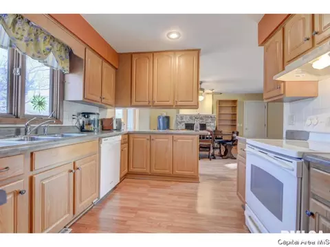 3112 Temple Dr, Springfield, IL 62704 photo 8