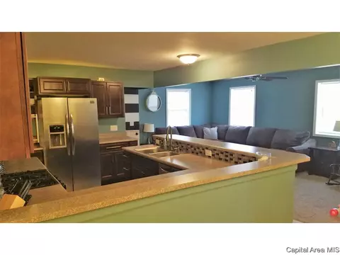 2105 Westview Dr, Springfield, IL 62704 photo 7