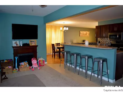 2105 Westview Dr, Springfield, IL 62704 photo 14