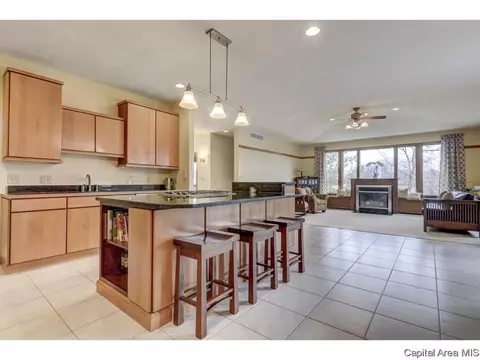 620 Woodbridge Rd, Springfield, IL 62711 photo 12