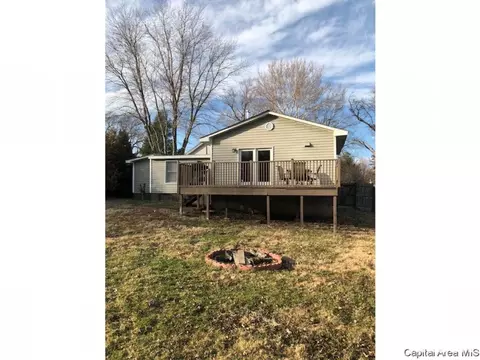 312 E Sycamore St, Thayer, IL 62689 photo 25