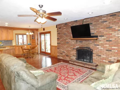 45 Wind Cave Dr, Springfield, IL 62712 photo 3