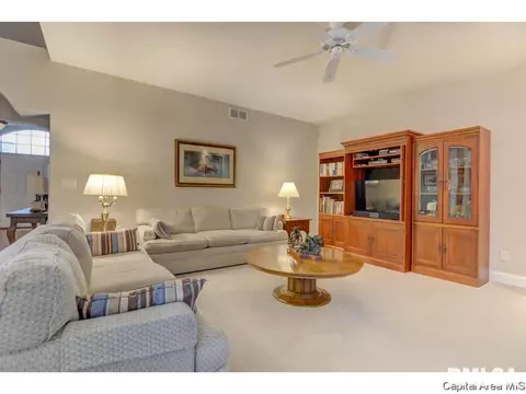 4909 Bears Paw, Springfield, IL 62711 photo 9