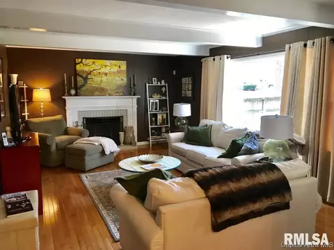 2333 S Bates Ave, Springfield, IL 62704 photo 12