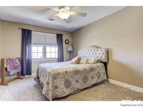 7425 Torrington Way, Springfield, IL 62711 photo 7