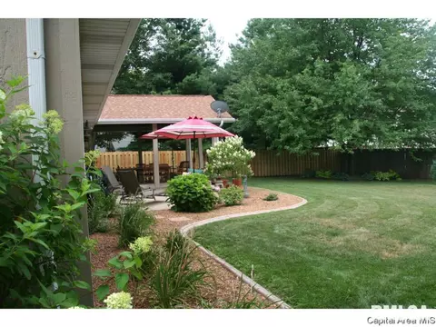 3217 Bowwood Dr, Springfield, IL 62712 photo 36
