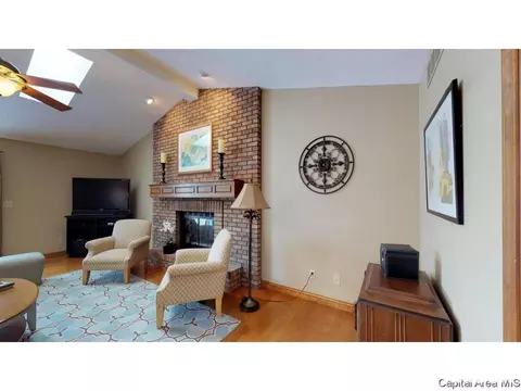 3217 Bowwood Dr, Springfield, IL 62712 photo 3