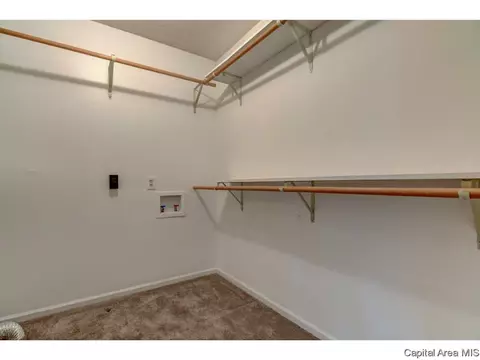 1300 Merion Dr, Springfield, IL 62704 photo 14