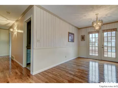 1300 Merion Dr, Springfield, IL 62704 photo 6