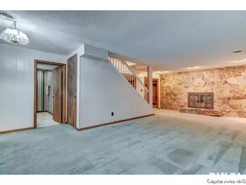 1300 Merion Dr, Springfield, IL 62704 photo 21
