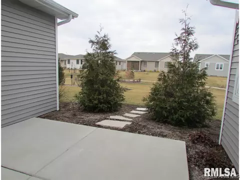 3955 Cornerstone Cir, Springfield, IL 62711 photo 6