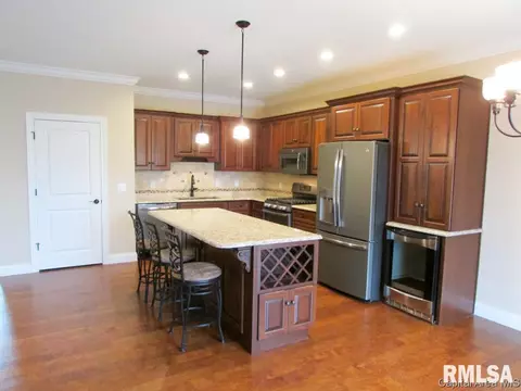3955 Cornerstone Cir, Springfield, IL 62711 photo 9