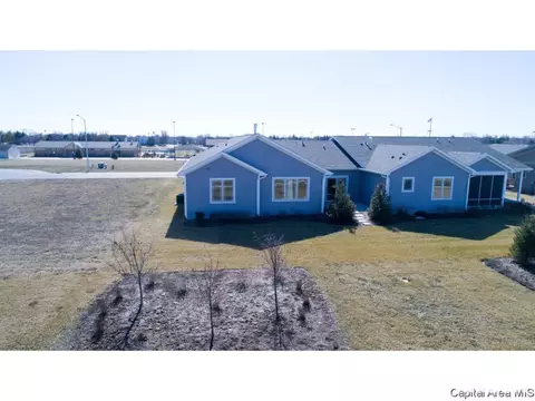 3955 Cornerstone Cir, Springfield, IL 62711 photo 4