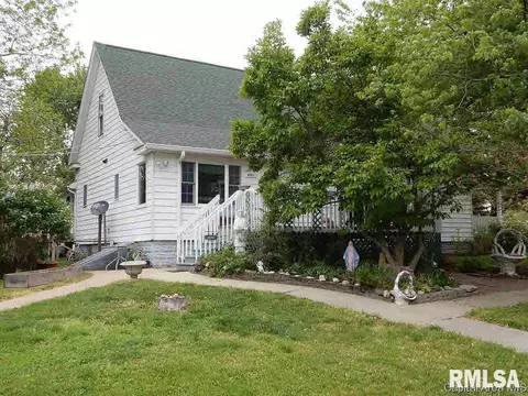 401 N Thomas St, Morrisonville, IL 62546 photo 21