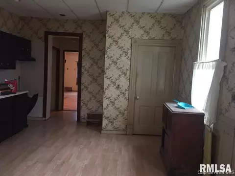 1021 N 5th St, Springfield, IL 62702 photo 6