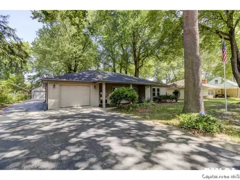25 Hazel Ln, Springfield, IL 62712 photo 1