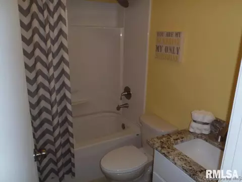29 Oakbend Ct, Springfield, IL 62704 photo 16