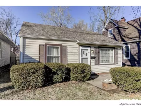 1241 Mossman Ave, Springfield, IL 62702 photo 2