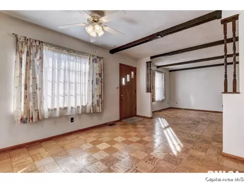 1241 Mossman Ave, Springfield, IL 62702 photo 5