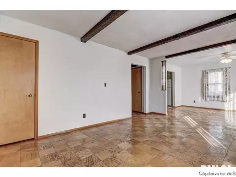 1241 Mossman Ave, Springfield, IL 62702 photo 6