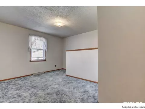 1241 Mossman Ave, Springfield, IL 62702 photo 16