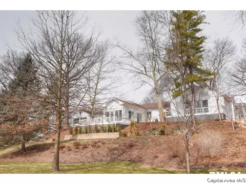 1433 Williams Blvd, Springfield, IL 62704 photo 1