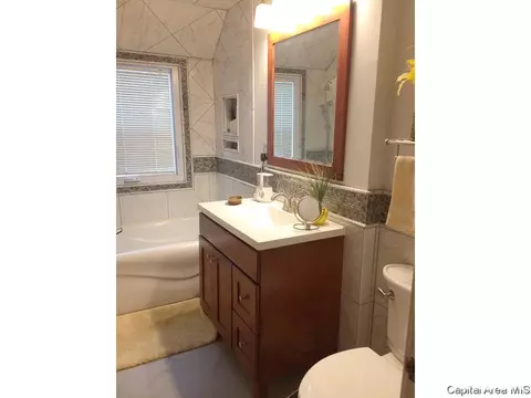 1937 Bates Ave, Springfield, IL 62704 photo 28