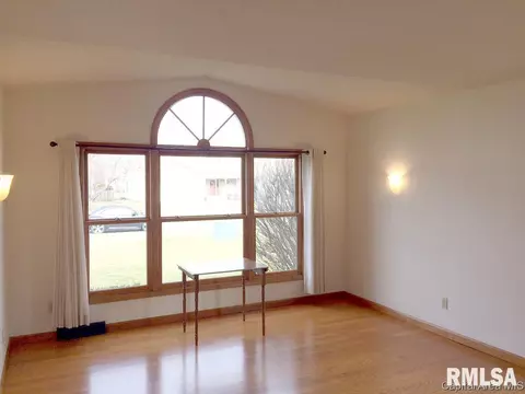 1804 Post Oak Ct, Springfield, IL 62704 photo 6