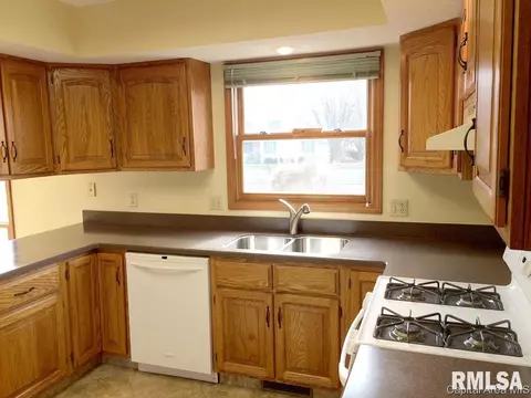 1804 Post Oak Ct, Springfield, IL 62704 photo 15