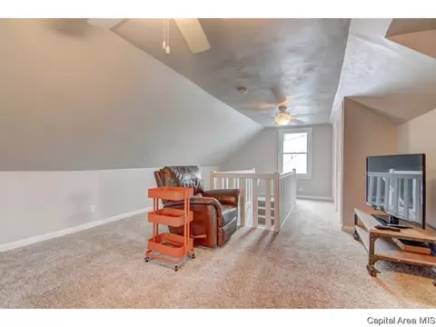 2144 N 6th St, Springfield, IL 62702 photo 29