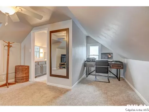 2144 N 6th St, Springfield, IL 62702 photo 25