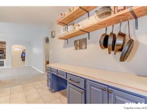 2144 N 6th St, Springfield, IL 62702 photo 10