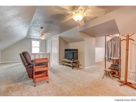 2144 N 6th St, Springfield, IL 62702 photo 28