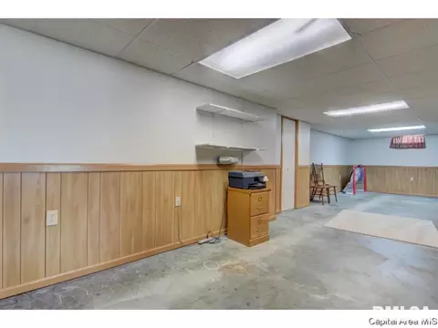 3008 Somerton Rd, Springfield, IL 62702 photo 15