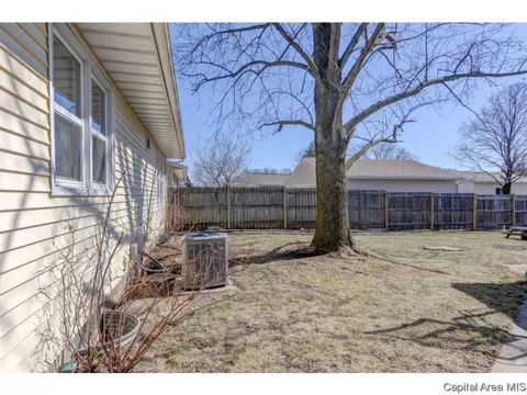 3008 Somerton Rd, Springfield, IL 62702 photo 32