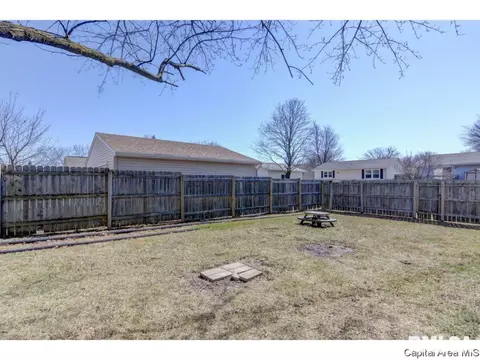 3008 Somerton Rd, Springfield, IL 62702 photo 33