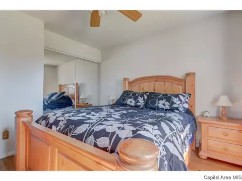 3008 Somerton Rd, Springfield, IL 62702 photo 23