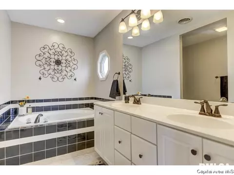 3109 Sequoia Dr, Springfield, IL 62712 photo 22