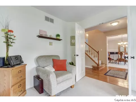 3109 Sequoia Dr, Springfield, IL 62712 photo 9