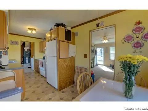3160 S 2nd, Springfield, IL 62703 photo 10