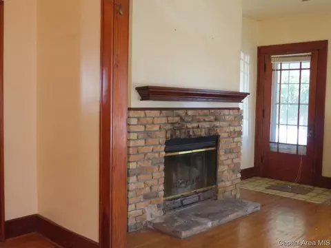1043 N Franklin Ave, Springfield, IL 62702 photo 9
