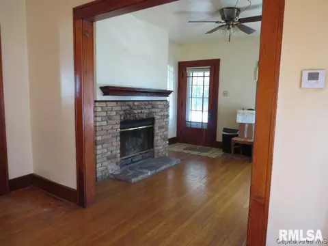 1043 N Franklin Ave, Springfield, IL 62702 photo 8