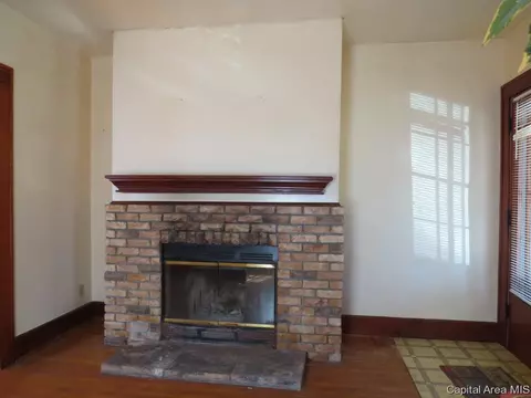 1043 N Franklin Ave, Springfield, IL 62702 photo 7